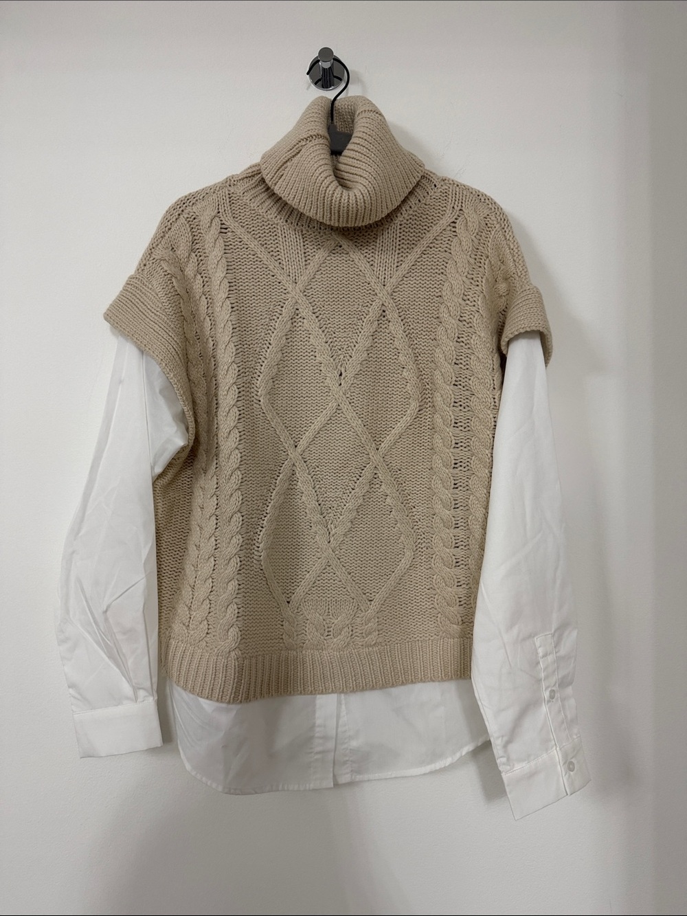 RDI Beige Cable Knit Turtleneck Sweater Vest
